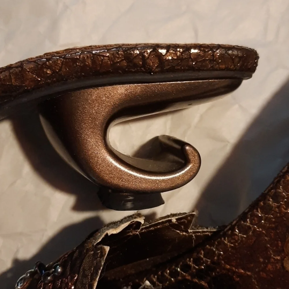 Bertinni Unique Beaded Sandals - Picture 2 of 13